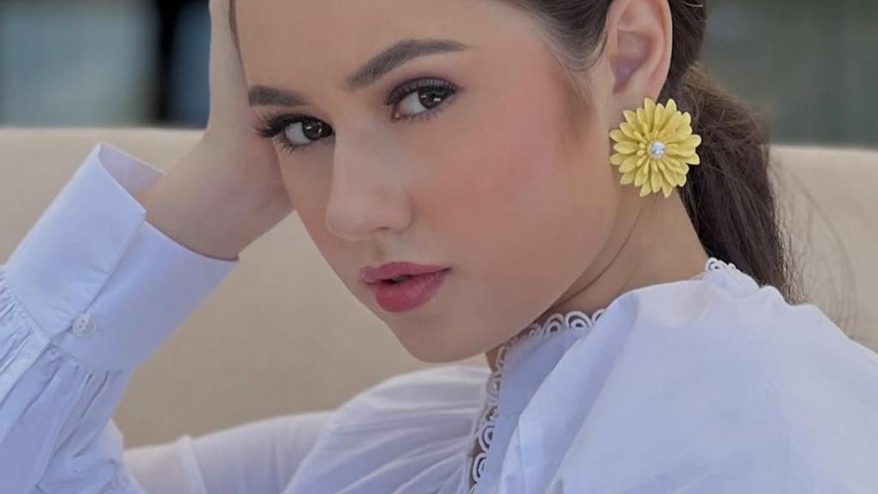 4 Potret Menawan Vika Kolesnaya yang Kini Jadi Sorotan setelah Dilamar Billy Syahputra