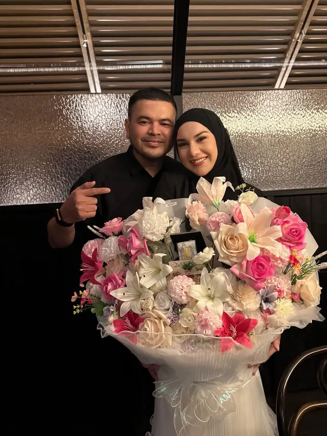 Irish Bella rayakan anniversary 2 tahun dengan Haldy Sabri - instagram.com/_irishbella_