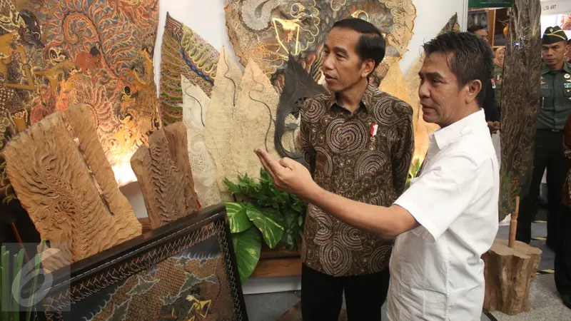 Jokowi dan Ibu Negara Tinjau Pameran Inacraft 2017