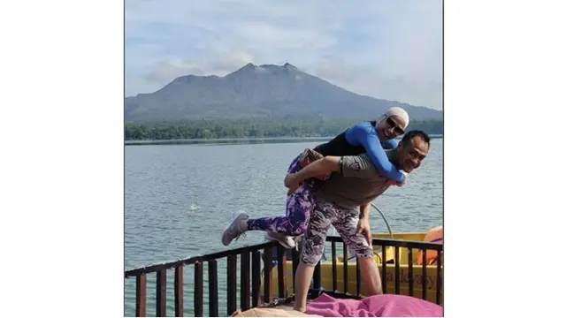 Dikenal Pasangan Bucin, Ini 6 Potret Kenangan Mesra Venna Melinda dan Ferry Irawan