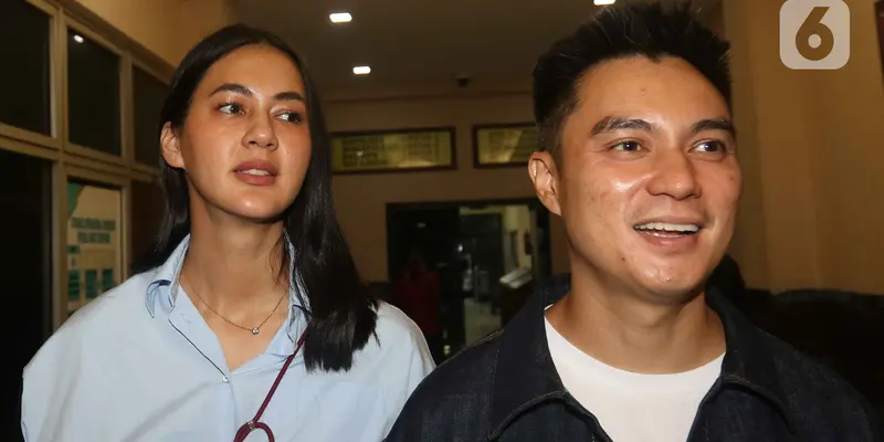 Ekspresi Baim Wong dan Paula Verhoeven Usai Diperiksa Kasus Prank KDRT