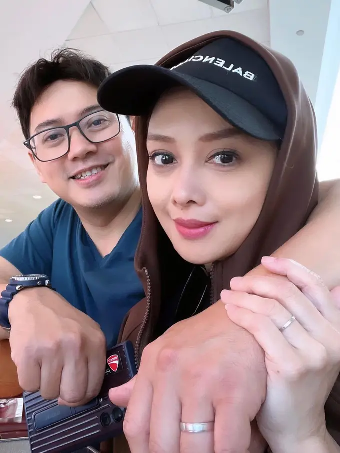 [Fimela] Terry Putri dan Derly Darmawan