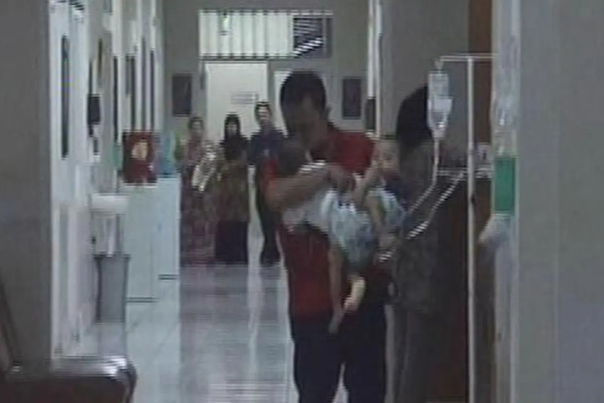 bayi-kembar-Lip-Pagi-140813
