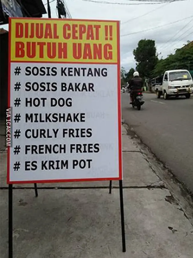 6 Tulisan Kocak Butuh Uang Ini Bikin Ngakak