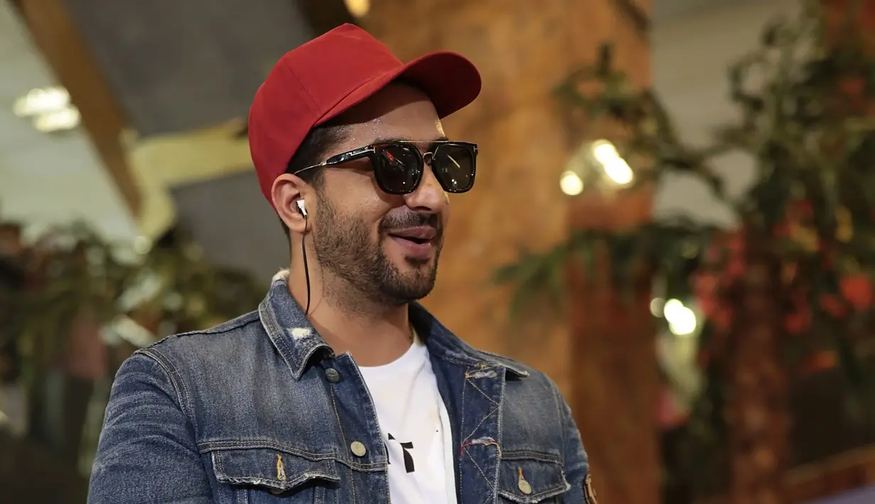 Selain Aly Goni, ada juga Raffi Ahmad, Jessica Iskandar, Zaskia Gotik, Caisar, Sapri, Vicky Prasetyo, Alice, dan Ayu Ting Ting uang berperan sebagai juri. (Bambang E.Ros/Bintang.com)