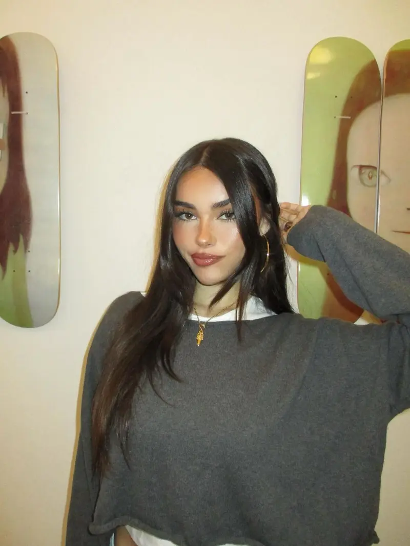 Madison Beer (https://www.instagram.com/p/C2aoTquSmik/)