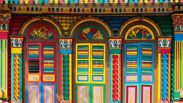10 Bangunan di Dunia dengan Perpaduan Warna yang Unik, Bak Pelangi