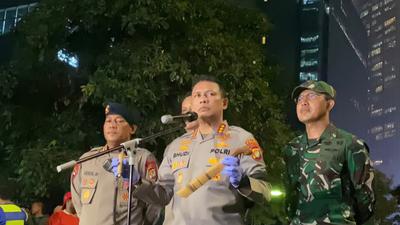 Demo Mahasiswa di Jakarta: Polisi Sita 2 Sajam, Sudirman–HI Dibuka Lagi