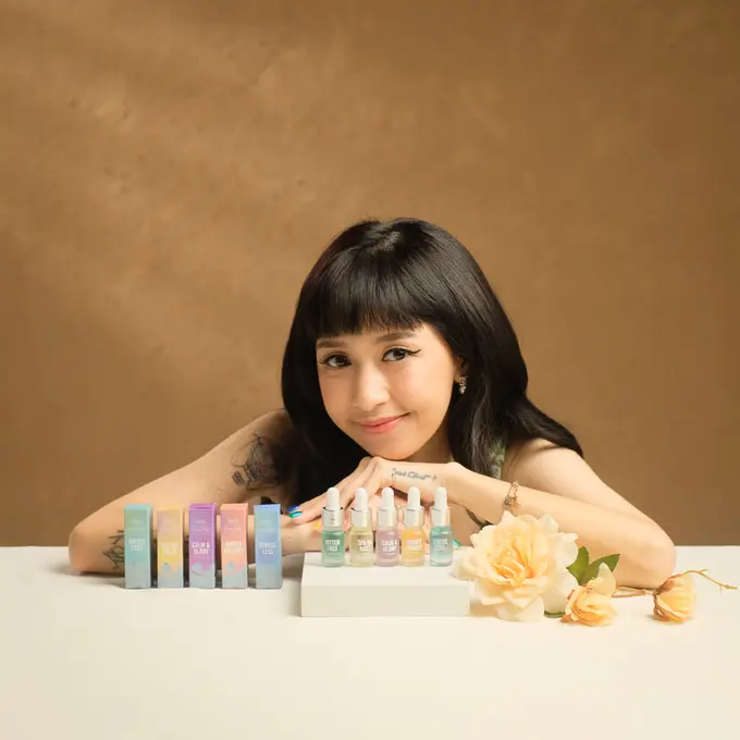 KUMI & Carissa Nails