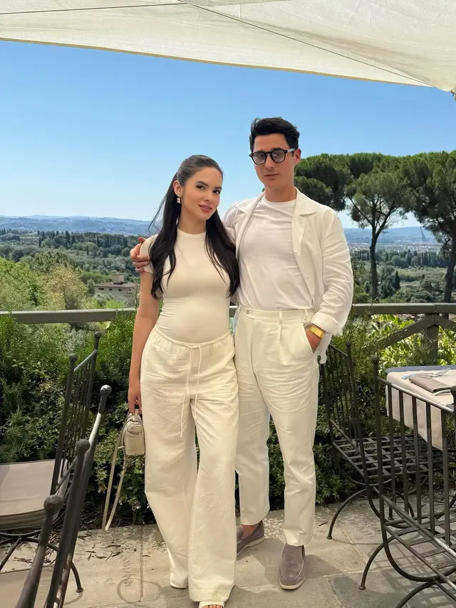 Pesona Bumil Cantik Steffi Zamora yang Makin Percaya Diri Pamer Baby Bump