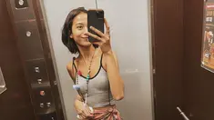 Meski telah memiliki satu anak, perempuan bernama lengkap Ni Luh Dharma Putri Marino ini masih kayak remaja kan? (FOTO: instagram.com/putrimarino)