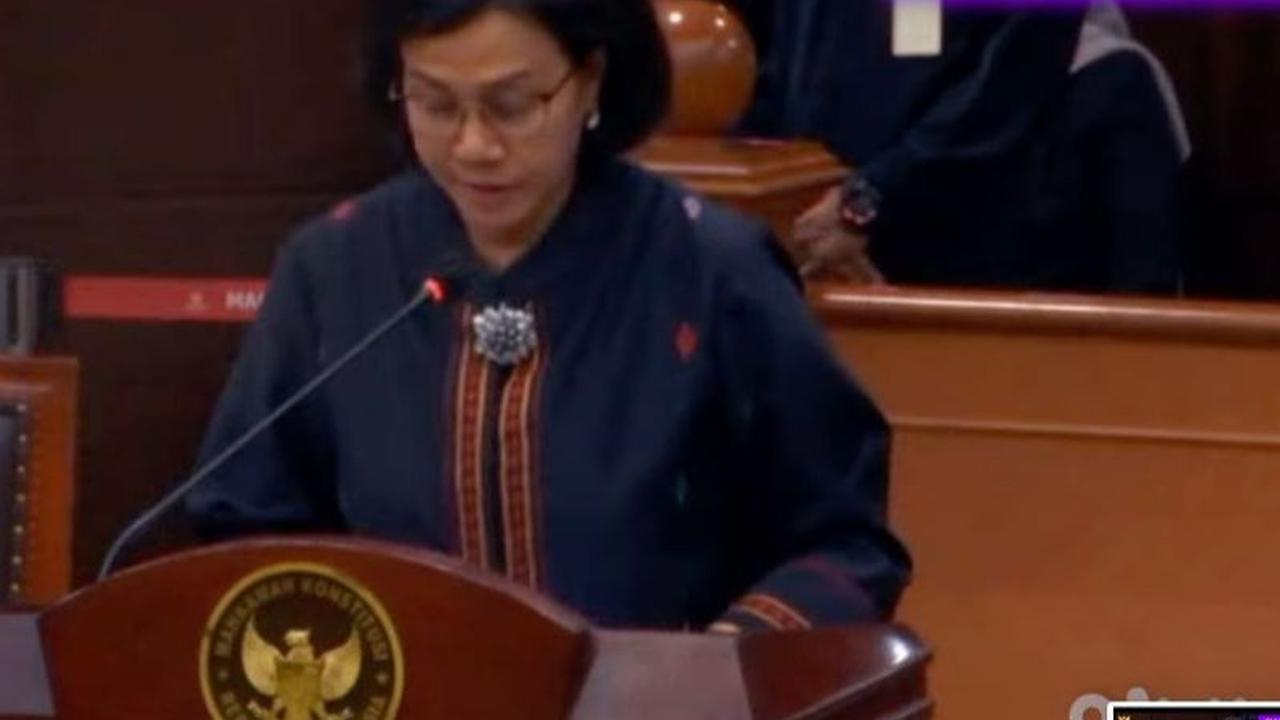 "Di sisi ekspor, penerimaan akan jauh lebih baik dengan nilai tukar dolar yang menguat," tulis Sri Mulyani dalam akun Instagramnya @smindrawati, dikutip Minggu (21/4).