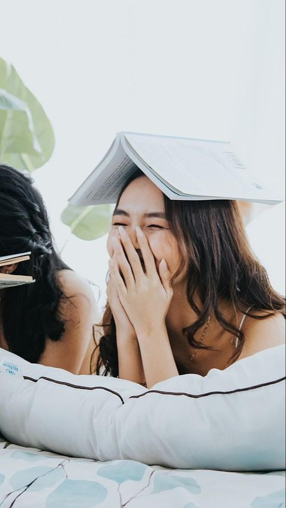 Pantun Lucu Pendek yang Menghibur