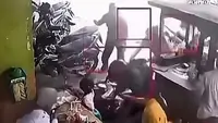 Pemotor Tak Berdaya saat Disergap Perampok Bersenjata di Bekasi