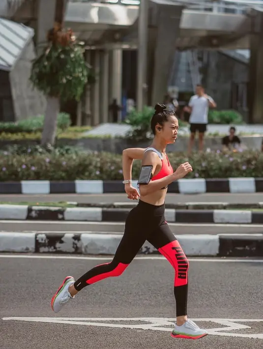 (Instagram/kelly_tandiono)