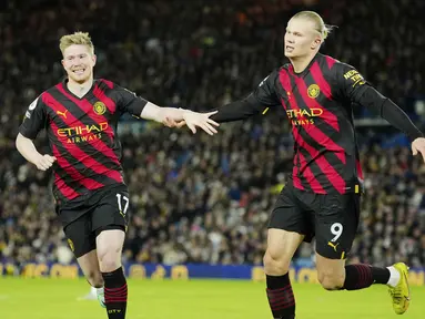 Manchester City sukses meraih poin penuh kala bertandang ke markas Leeds United dalam partai Premier League 2022/2023, Kamis (29/12/2022). (AP Photo/Jon Super)