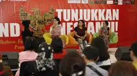 Talkshow dan fashion show Perempuan Pelestari Budaya yang memamerkan beragam produk UKM, di Jakarta, Jumat (2/8/2019).