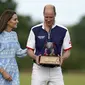 Pangeran William dan Kate Middleton. (Andrew Matthews/PA via AP)