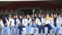 Jokowi melakukan kunjungan kerja ke Makassar bertemu ribuan nasaban Mekaar. (Liputan6.com/ ist)