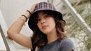 Wanita asal Surabaya ini memang dikenal selalu tampil modis di berbagai momen. Gayanya yang kekinian, membuat Fay Nabila selalu berhasil curi perhatian. Seleb jebolan IMB ini juga tampak makin menawan saat memakai topi.(Liputan6.com/IG/@faynabilalxndr)