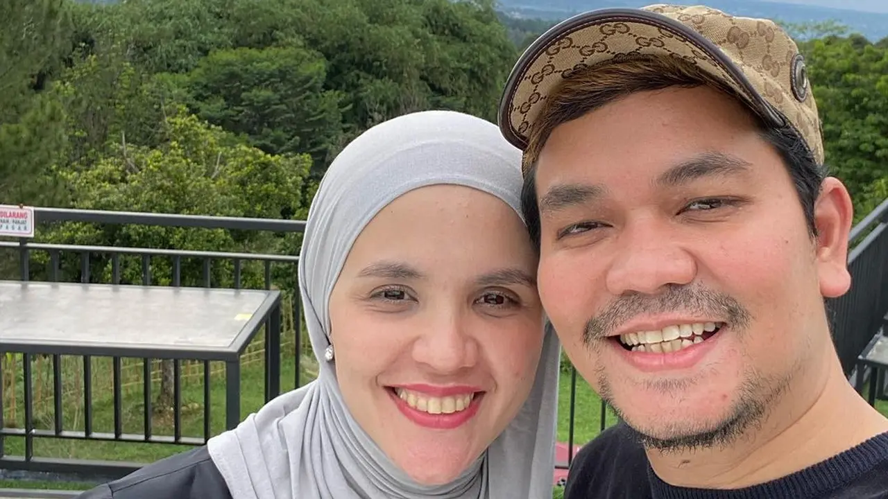 Indra Bekti dan Aldila Jelita