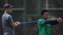 Bek Timnas Indonesia U-22, Bagas Adi Nugroho, latihan terpisah di Lapangan SPH Karawaci, Banten, Kamis (10/8/2017). Latihan dilakukan sebagai persiapan jelang SEA Games 2017 Malaysia. (Bola.com/Vitalis Yogi Trisna)
