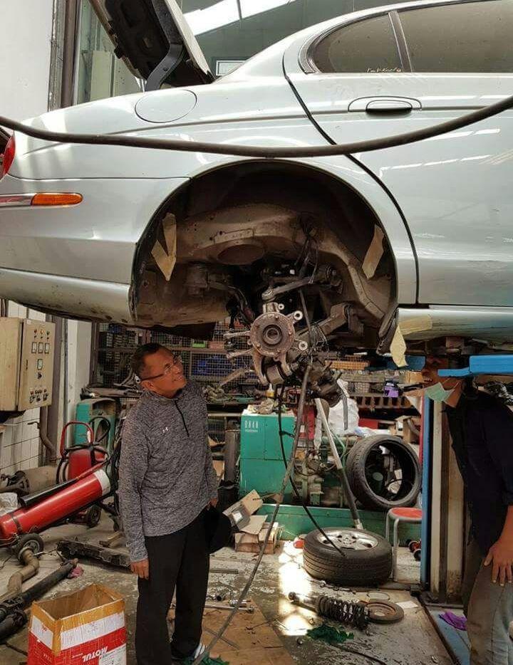 Dahlan Iskan Modif Jaguar Miliknya Jadi Mobil Listrik ...