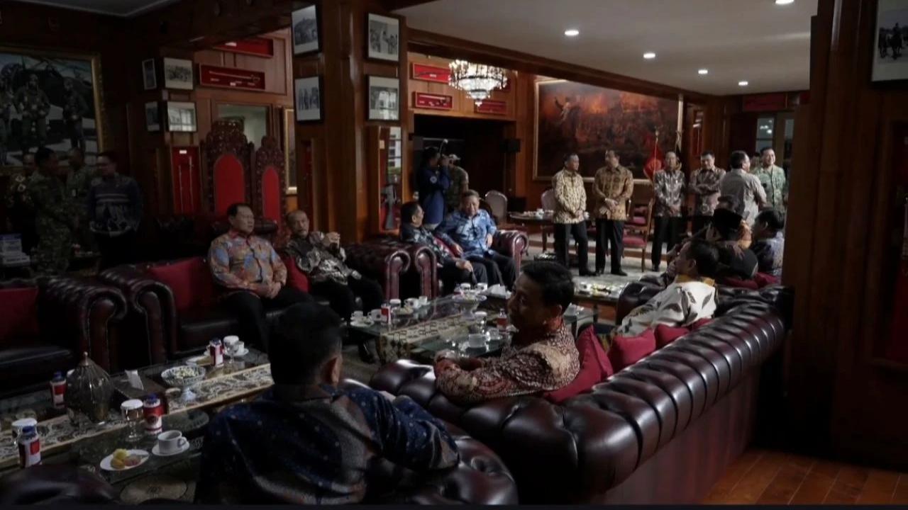 Pertemuan Menhan Sjafrie dengan para purnawirawan TNI di Kantor Kementerian Pertahanan, Jakarta