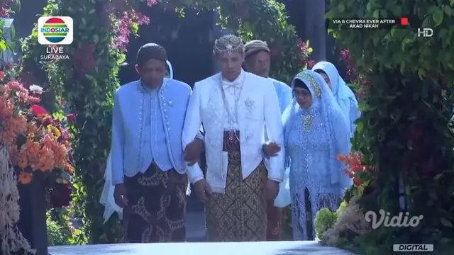 Via Vallen - Chevra Yolandi (Foto: Indosiar)