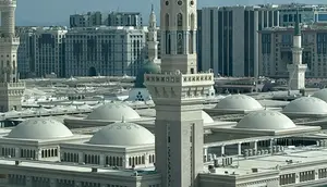 Arab Saudi Hadapi Ancaman Rudal, Wisatawan Diminta Waspada