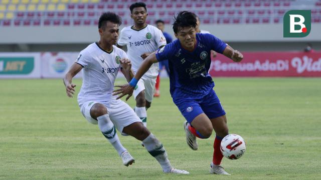 FOTO: Arema FC Tahan Imbang Persikabo 1973 1-1 dalam Partai Pembuka Piala Menpora 2021 - Feby Eka Putra; Andy Setyo Nugroho