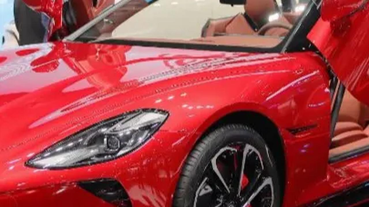 Hore, MG Indonesia Mulai Pasarkan Mobil Listrik Cyberster Awal 2024
