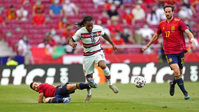 FOTO: Portugal Tahan Imbang Spanyol pada Laga Persahabatan