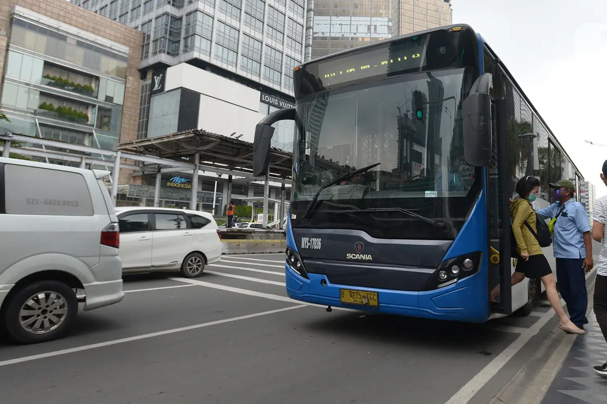 Sejumlah Halte Diperbaiki, Transjakarta Tetap Beroperasi Normal