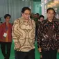 Presiden Jokowi dan Menteri Perindustrian Airlangga Hartarto menghadiri peresmian pabrik obat dan produk biologi milik PT Kalbio Global Medika (KGM), anak usaha PT Kalbe Farma Tbk (Kalbe) di Cikarang, Bekasi, Selasa (27/2). (Liputan6.com/Angga Yuniar)