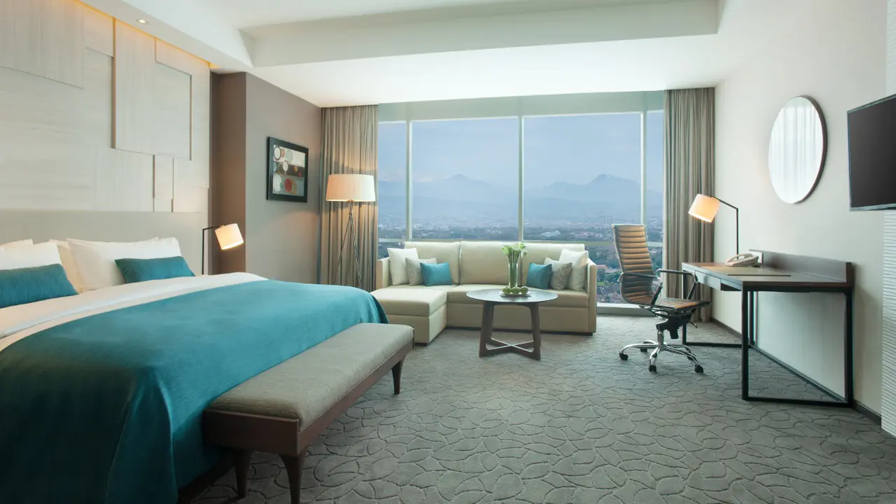 Crowne Plaza Bandung - Launching 0915