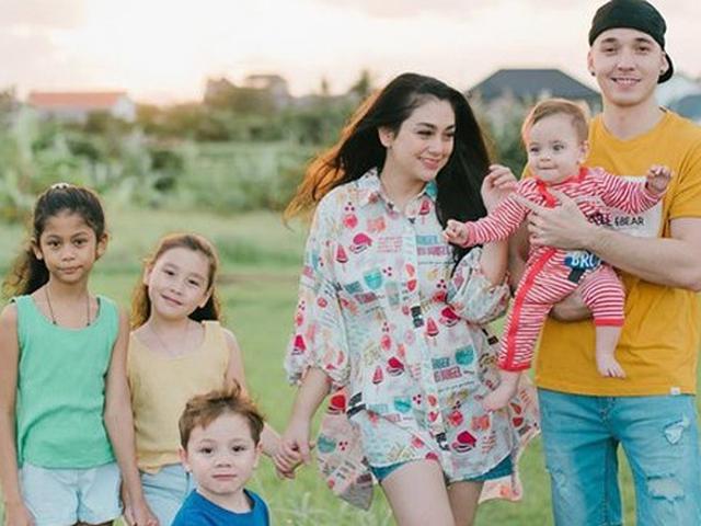 Usia 26 Tahun Sudah Punya 4 Anak Stefan William Mau Nambah Lagi Showbiz Liputan6 Com
