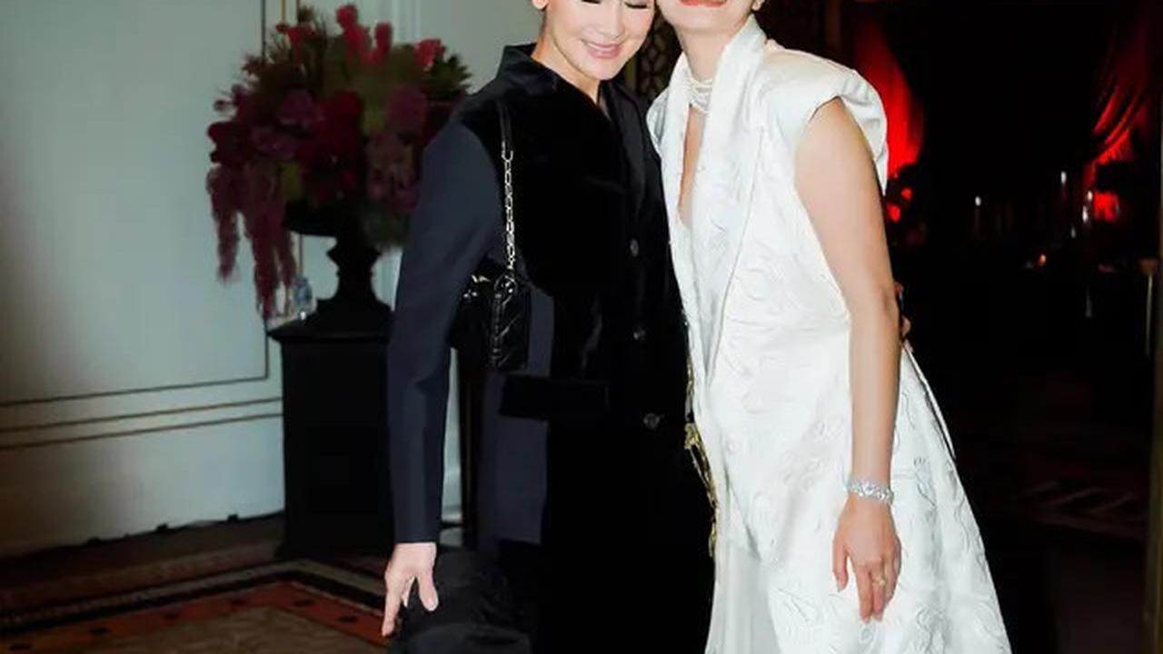 Potret Raline Shah Saat Sertijab "Presiden Jomblo" dari Luna Maya, Tampil Elegan dengan Outfit Serba Putih