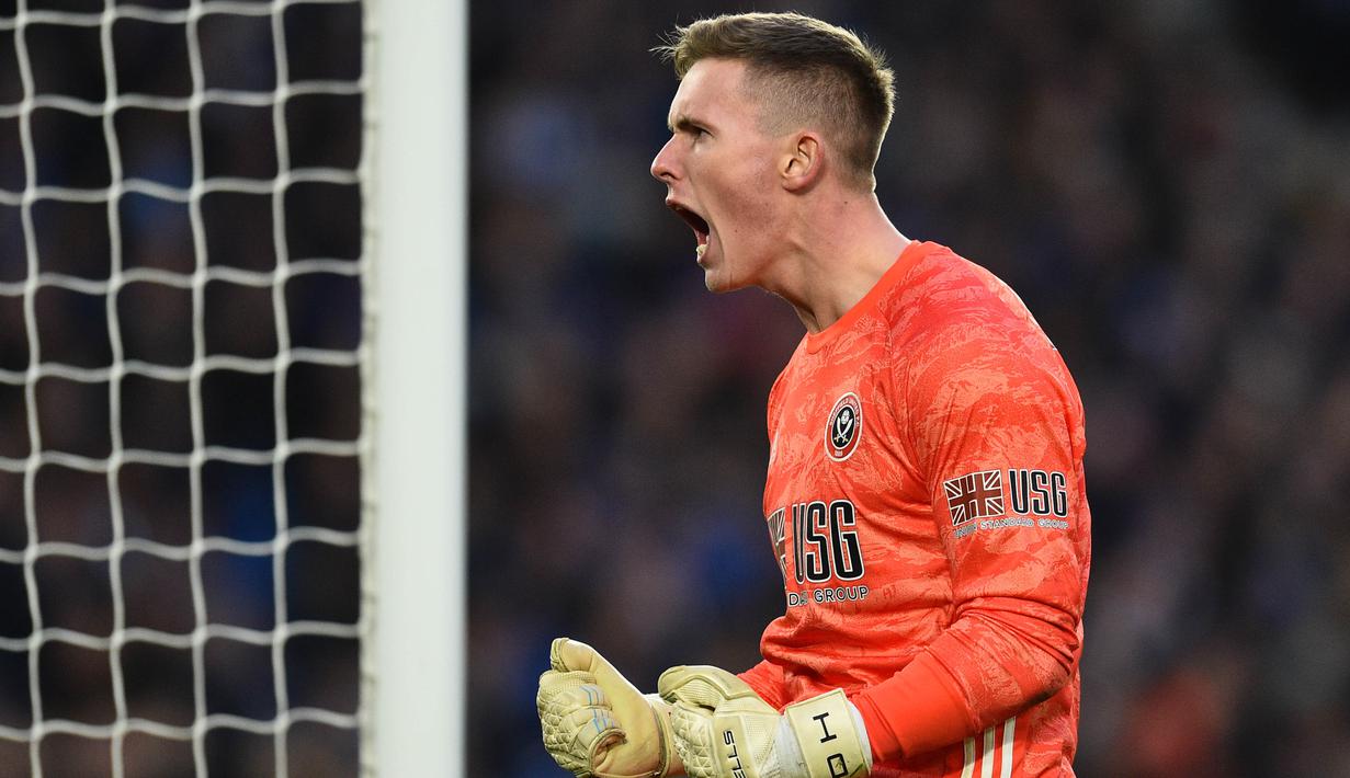 Dean Henderson adalah kiper muda yang tampil gemilang bersama Sheffield United. (AFP/Glyn Kirk)