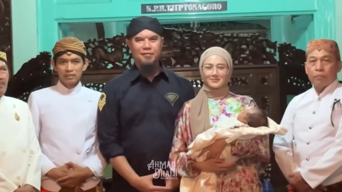 Resmi! Ahmad Dhani dan Mulan Jameela Adopsi Bayi Perempuan Bernama Siti Aminah