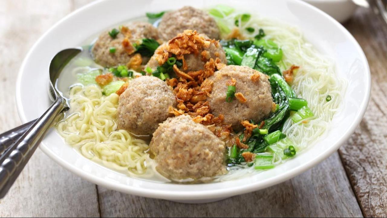 Wanita Cantik ini Sebut Bakso Makanan Kelas Bawah, Tiba-tiba Langsung 'Kena Karma