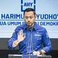 Ketua Umum Partai Demokrat Agus Harimurti Yudhoyono (AHY) saat konferensi pers terkait KLB Partai Demokrat di DPP Pusat Partai Demokrat, Jakarta, Jumat (5/3/2021). AHY menyebut acara yang diklaim sebagai KLB Demokrat di Deliserdang ilegal. (Liputan6.com/Faizal Fanani)