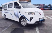 Wuling Mitra EV Luncurkan Kendaraan Listrik Komersial, Siap Gandeng Transjakarta