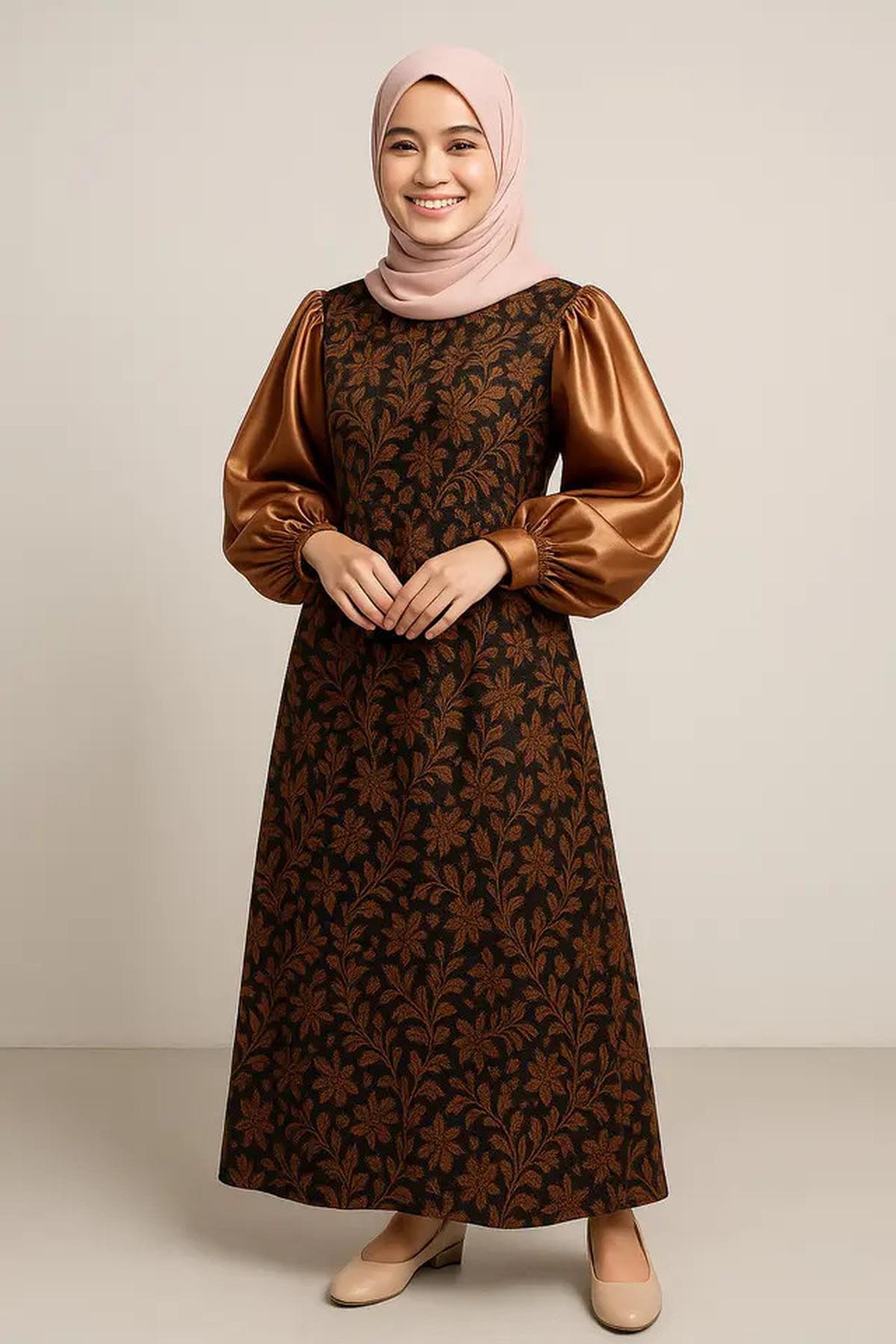 8 Model Gamis Batik Kombinasi Satin Mengkilap, Bikin Penampilanmu Mewah dan Elegan