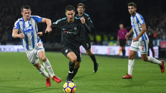 Chelsea Permalukan Huddersfield Town