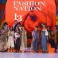 Purana dan Ny by Novita Yunus angkat unsur budaya Indonesia dalam koleksinya di Fashion Nation 2019. (Nurwahyunan/Fimela.com)