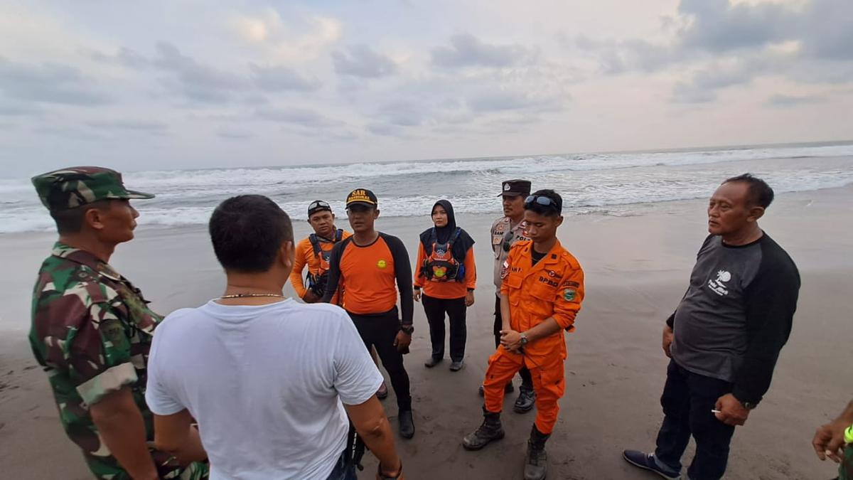2 Orang Hilang Terseret Ombak di Pantai Selatan Kebumen di Lokasi Berbeda
