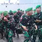 Sejumlajh prajurit TNI AD Yonif 725 Woroagi sebelum diberangkatkan di Papua, November 2018.(Liputan6.com'Ahmad Akbar Fua)