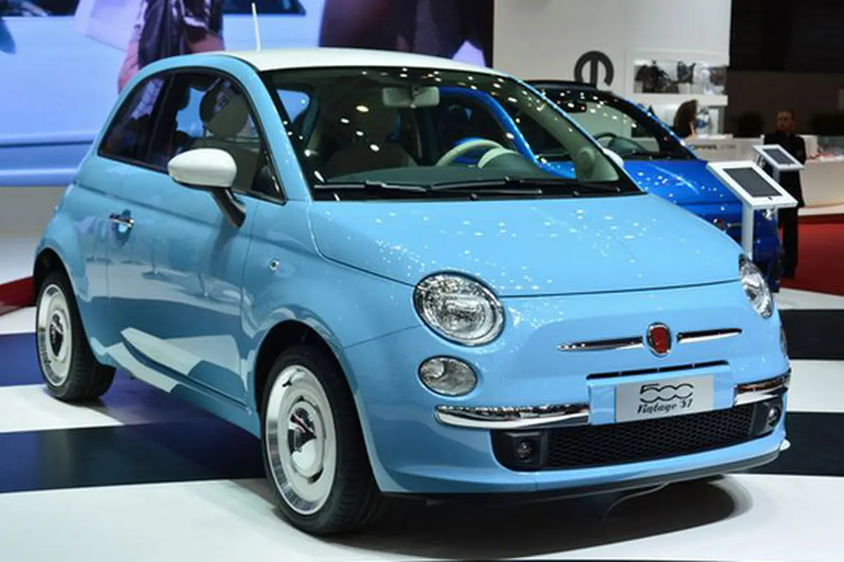 Versi Jadul Fiat 500 Unjuk Gigi di Geneva