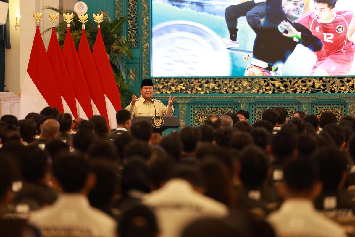 Beri Bonus ke Atlet SEA Games, Prabowo: Gunakan untuk Tabungan Masa Depan
